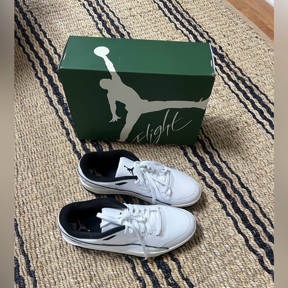 Jordan Flight Court Men’s White/Black Sneakers. Size 12 New in box.